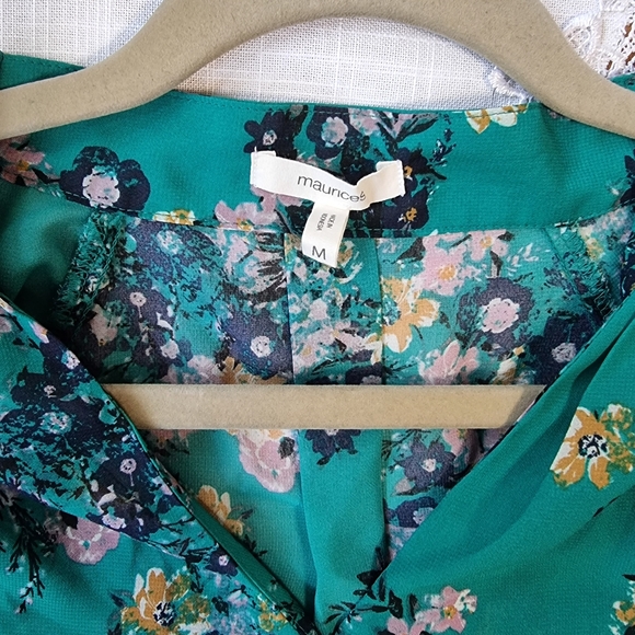 π3/$40 Sale!π Floral Long Sleeve Sheer Blouse - Picture 5 of 8
